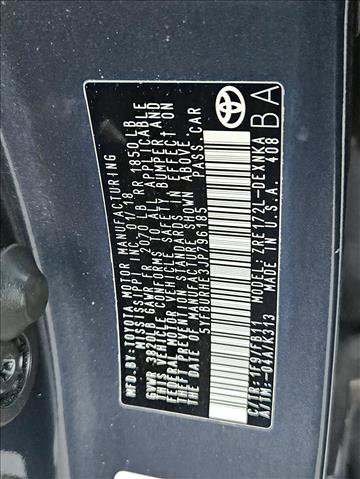 Used 2018 Toyota Corolla LE image 15