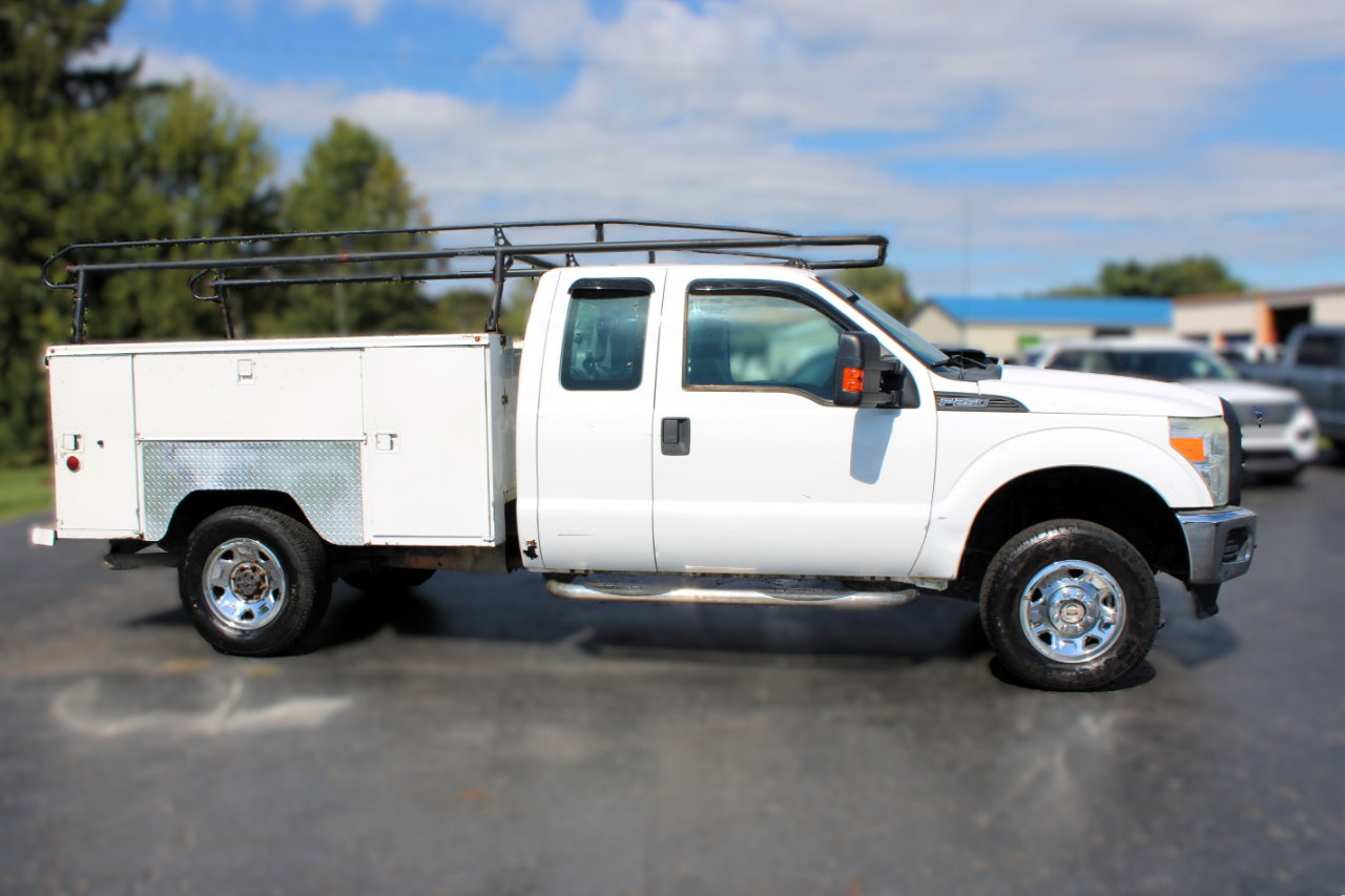 Used 2013 Ford F250 XL w/ PWR Equipment Group image 3