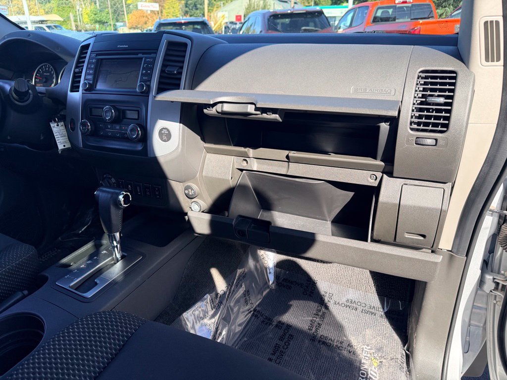 Used 2017 Nissan Frontier PRO-4X AWD/4WD image 32