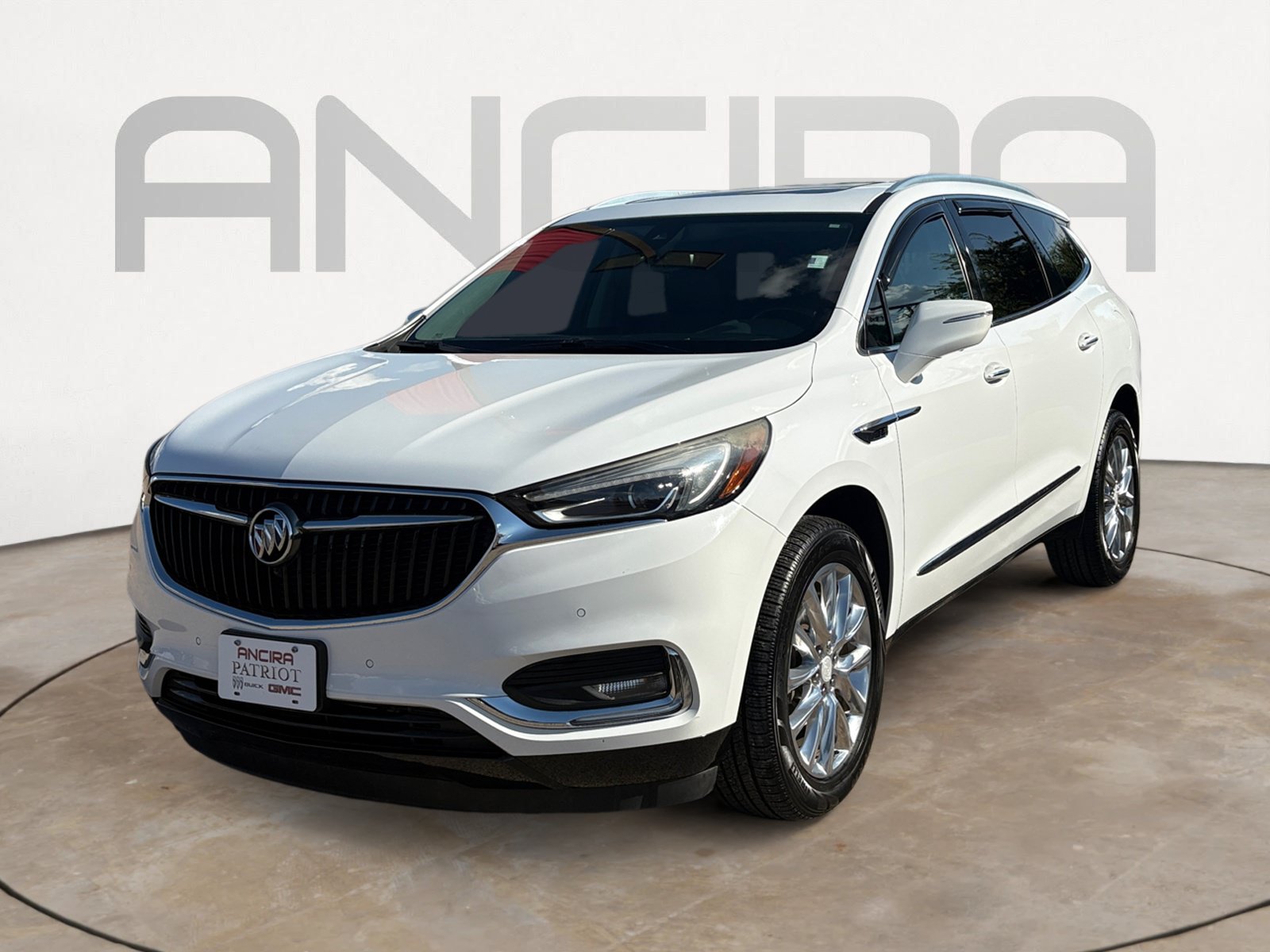 Used 2018 Buick Enclave Premium w/ Experience Buick Package FWD image 6