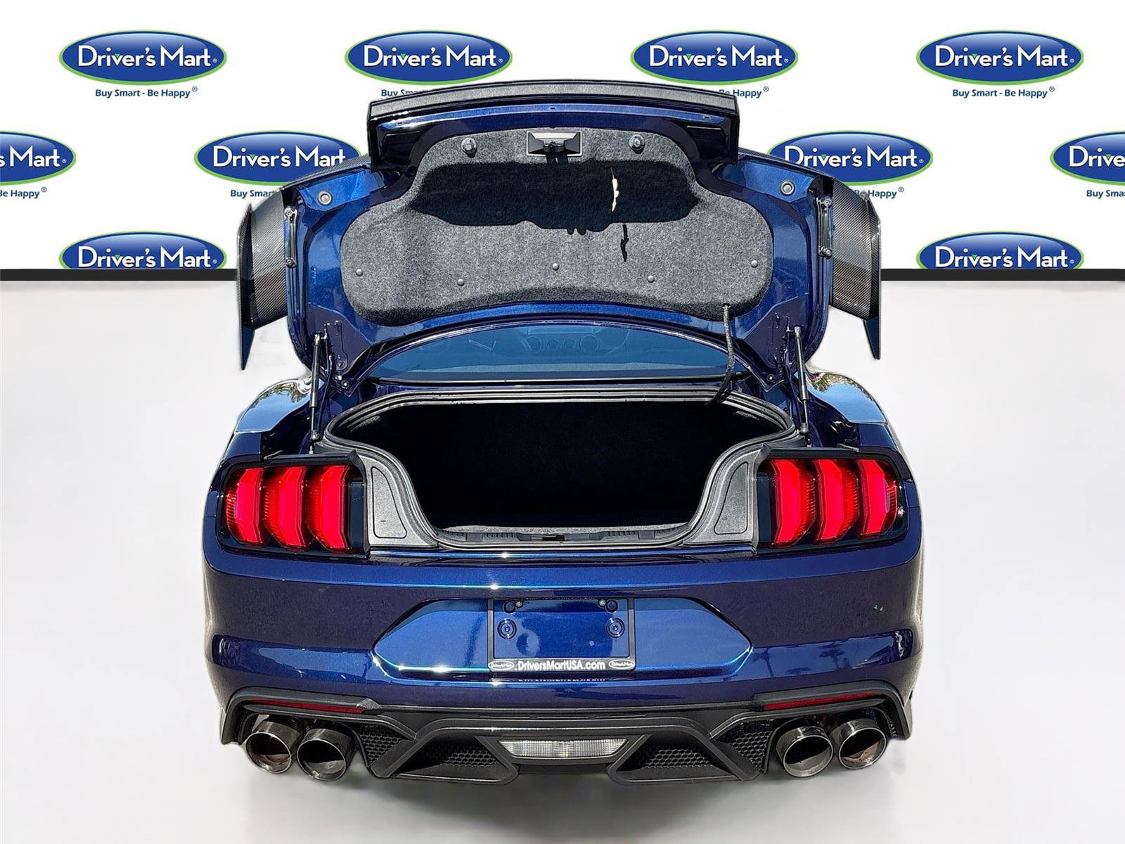 Used 2020 Ford Mustang Shelby GT500 w/ Carbon Fiber Track Pack image 27