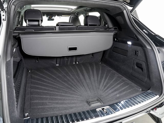 Certified 2025 Porsche Cayenne GTS image 29