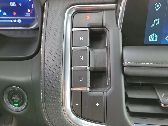 Certified 2023 Chevrolet Suburban Premier image 35