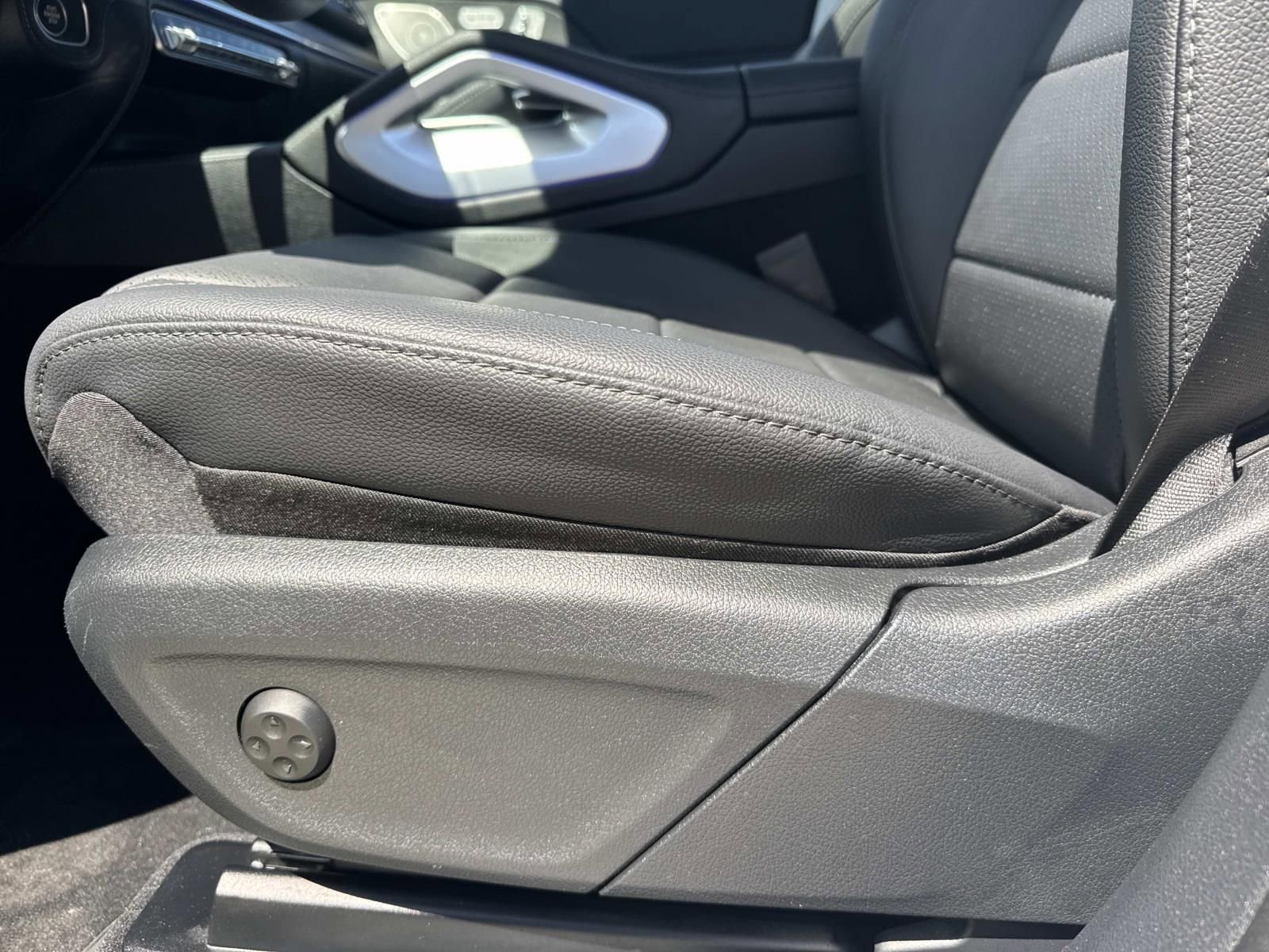 Used 2025 Mercedes-Benz GLE 450e 4MATIC image 17