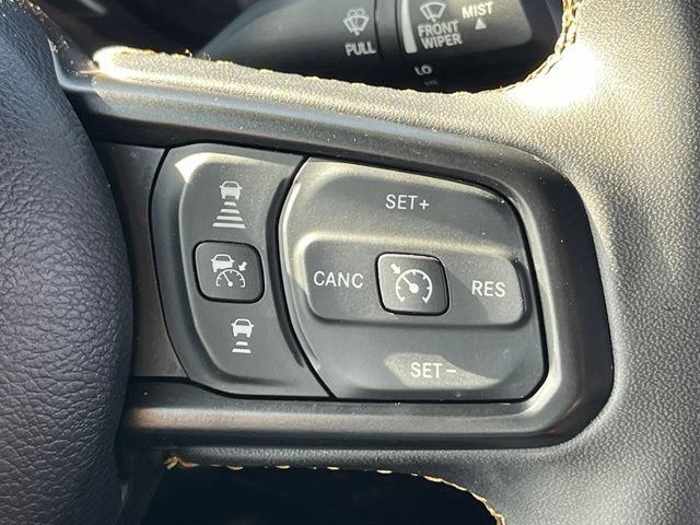 Used 2024 Jeep Wrangler Unlimited AWD/4WD image 16