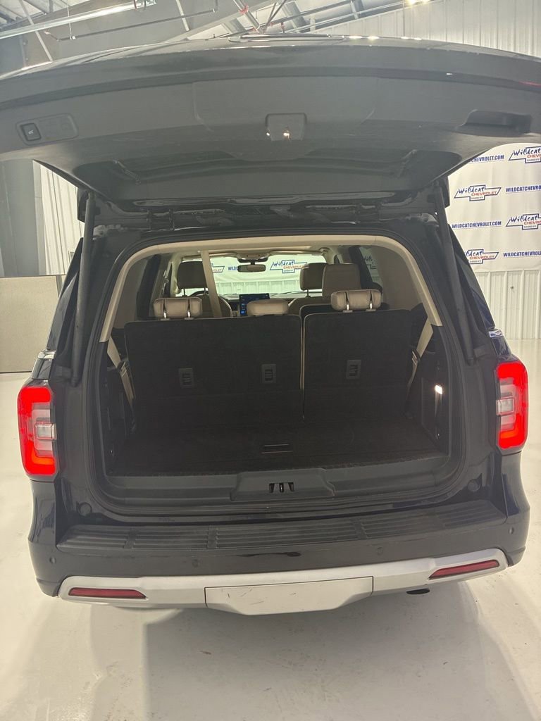 Used 2023 Ford Expedition Limited AWD/4WD image 36