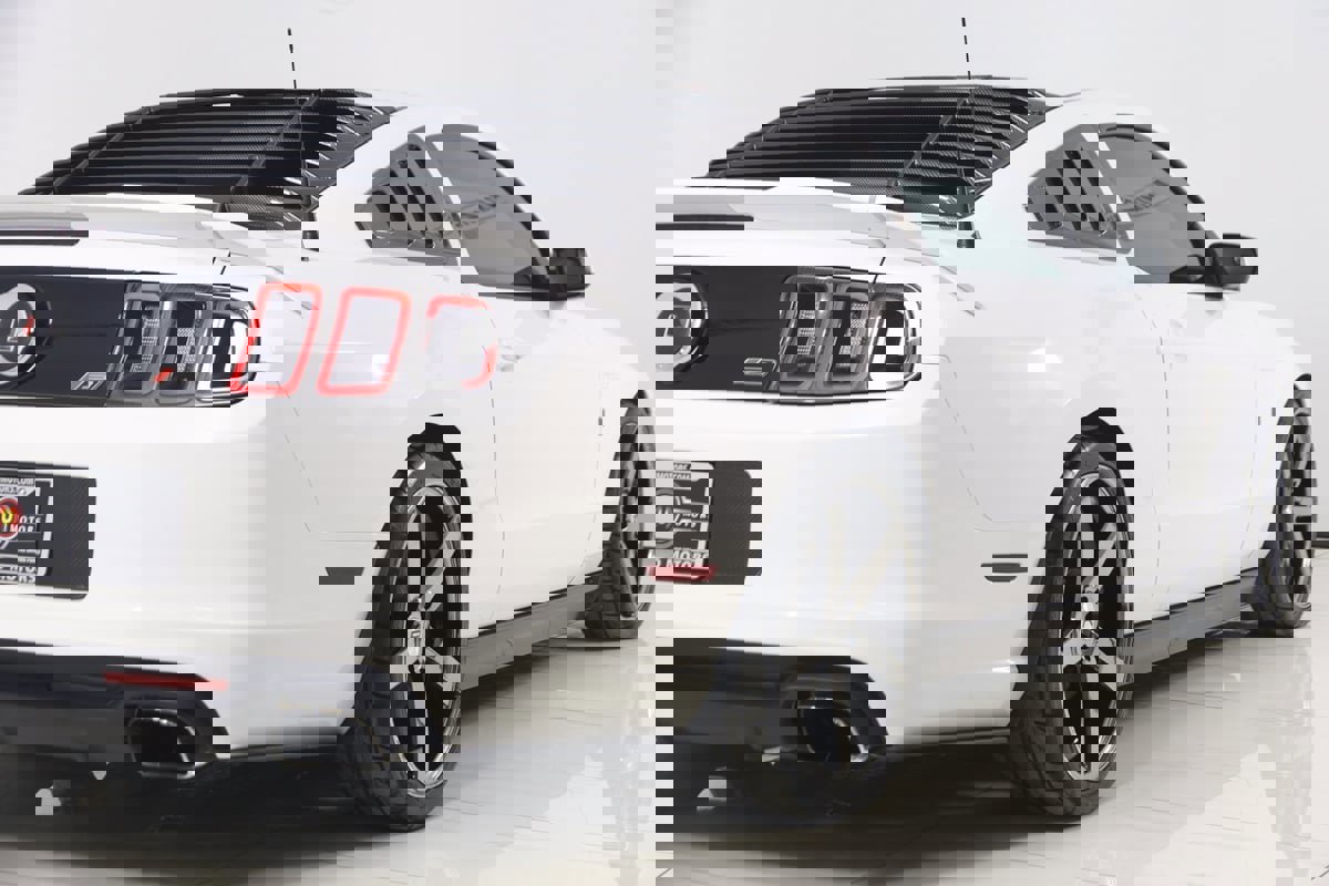 Used 2014 Ford Mustang GT w/ Equipment Group 301A image 50