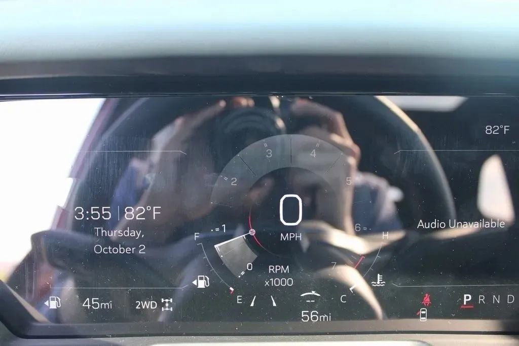 New 2025 GMC Acadia AT4 w/ Super Cruise Package image 14