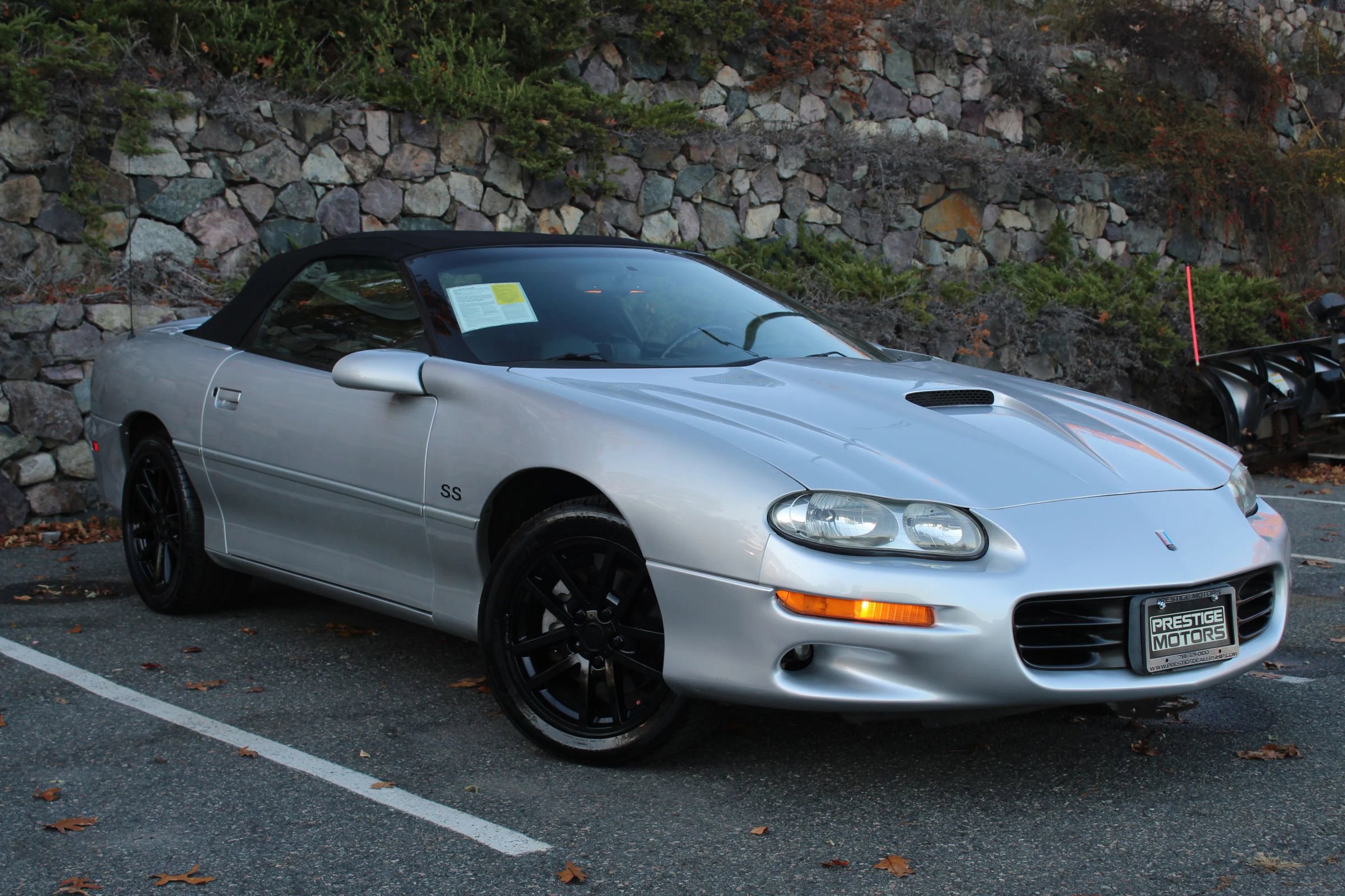 Used 2000 Chevrolet Camaro Z28 w/ SS Performance/Appearance Pkg image 4