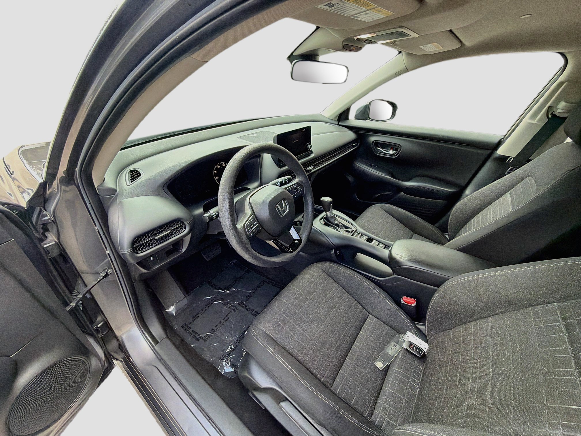 Used 2024 Honda HR-V LX image 9