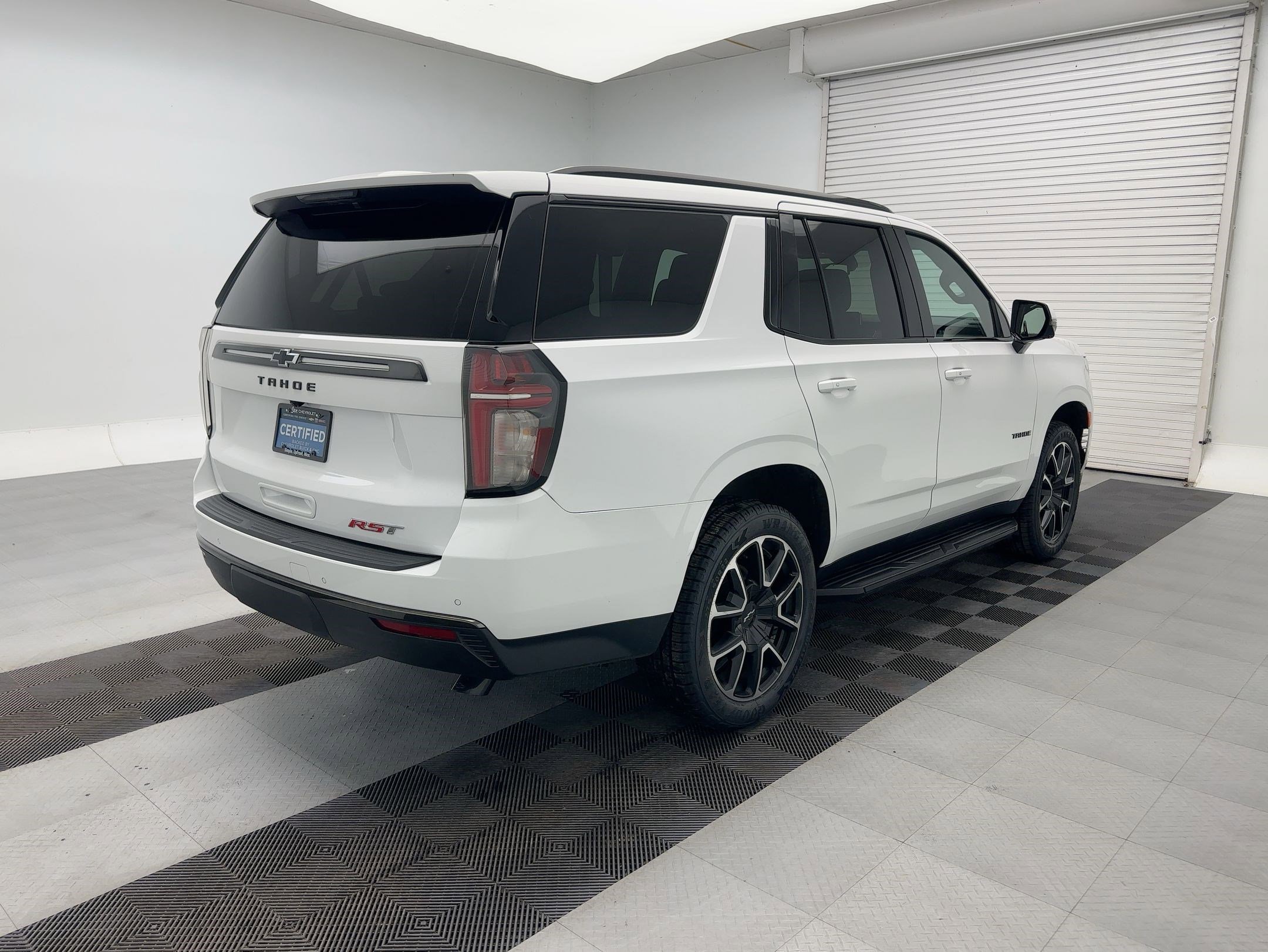Used 2022 Chevrolet Tahoe RST w/ Luxury Package image 9