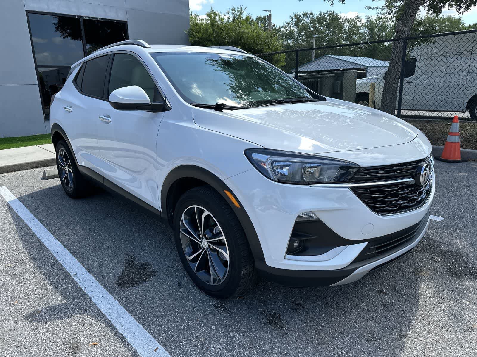 Used 2023 Buick Encore GX Select w/ Safety Package II FWD image 11