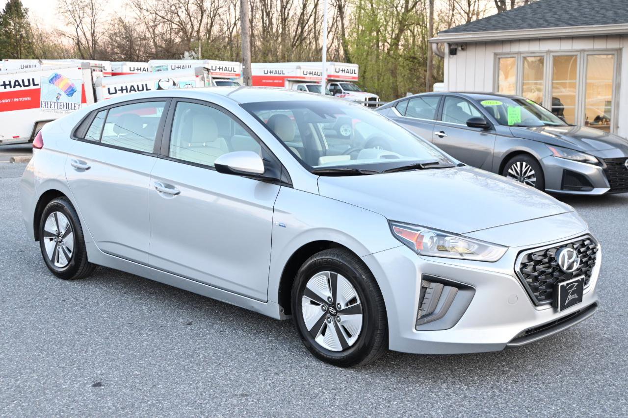 Used 2020 Hyundai Ioniq Blue FWD image 4