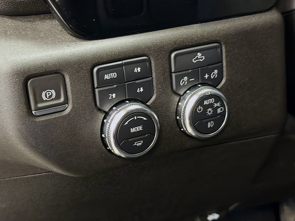 Used 2024 GMC Sierra 1500 Elevation w/ X31 Off-Road Package AWD/4WD image 12
