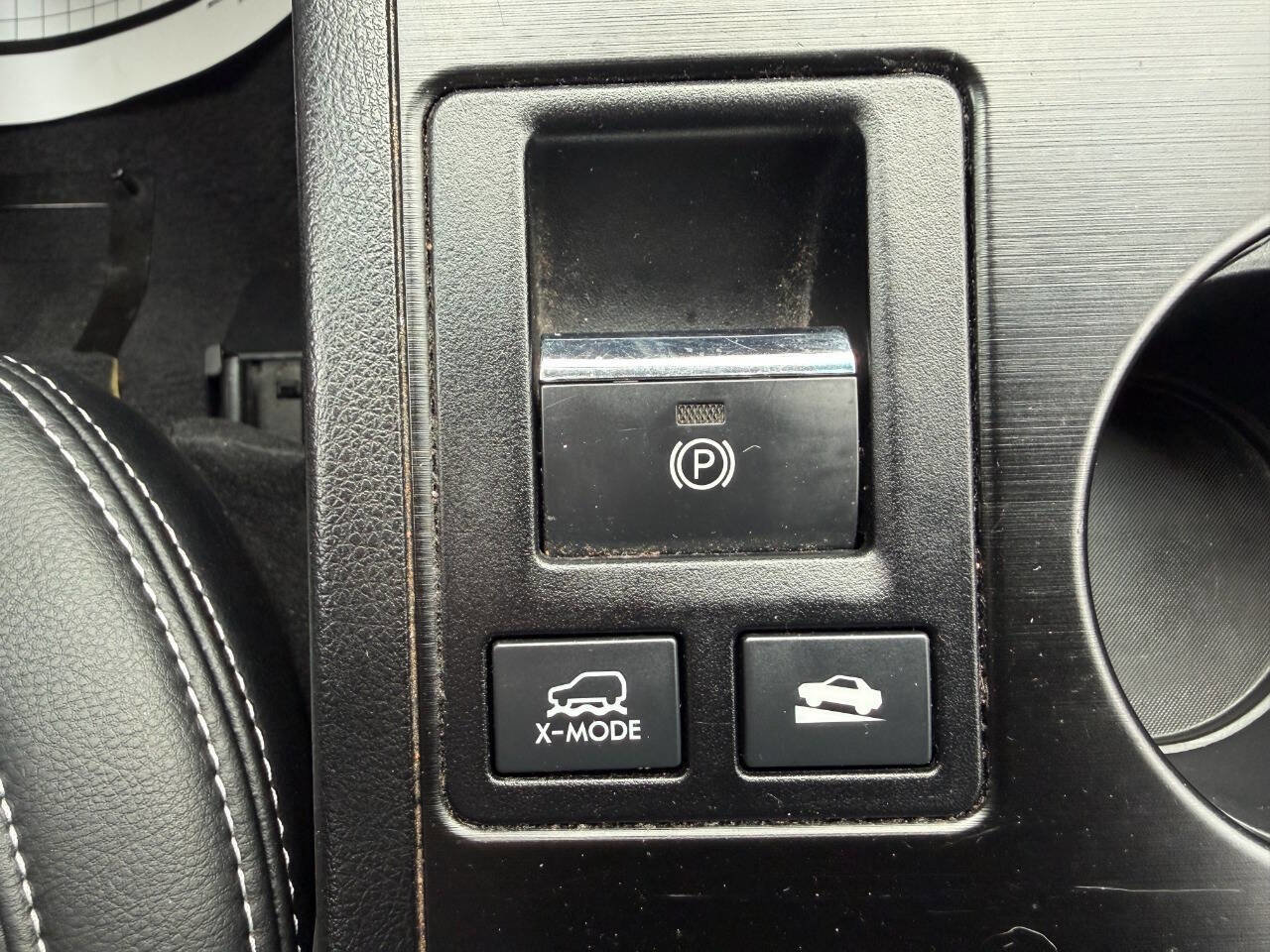 Used 2016 Subaru Outback 2.5i Limited AWD/4WD image 28