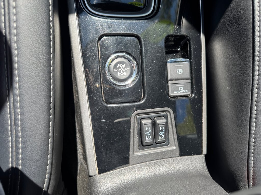 Used 2019 Mitsubishi Outlander AWD image 23