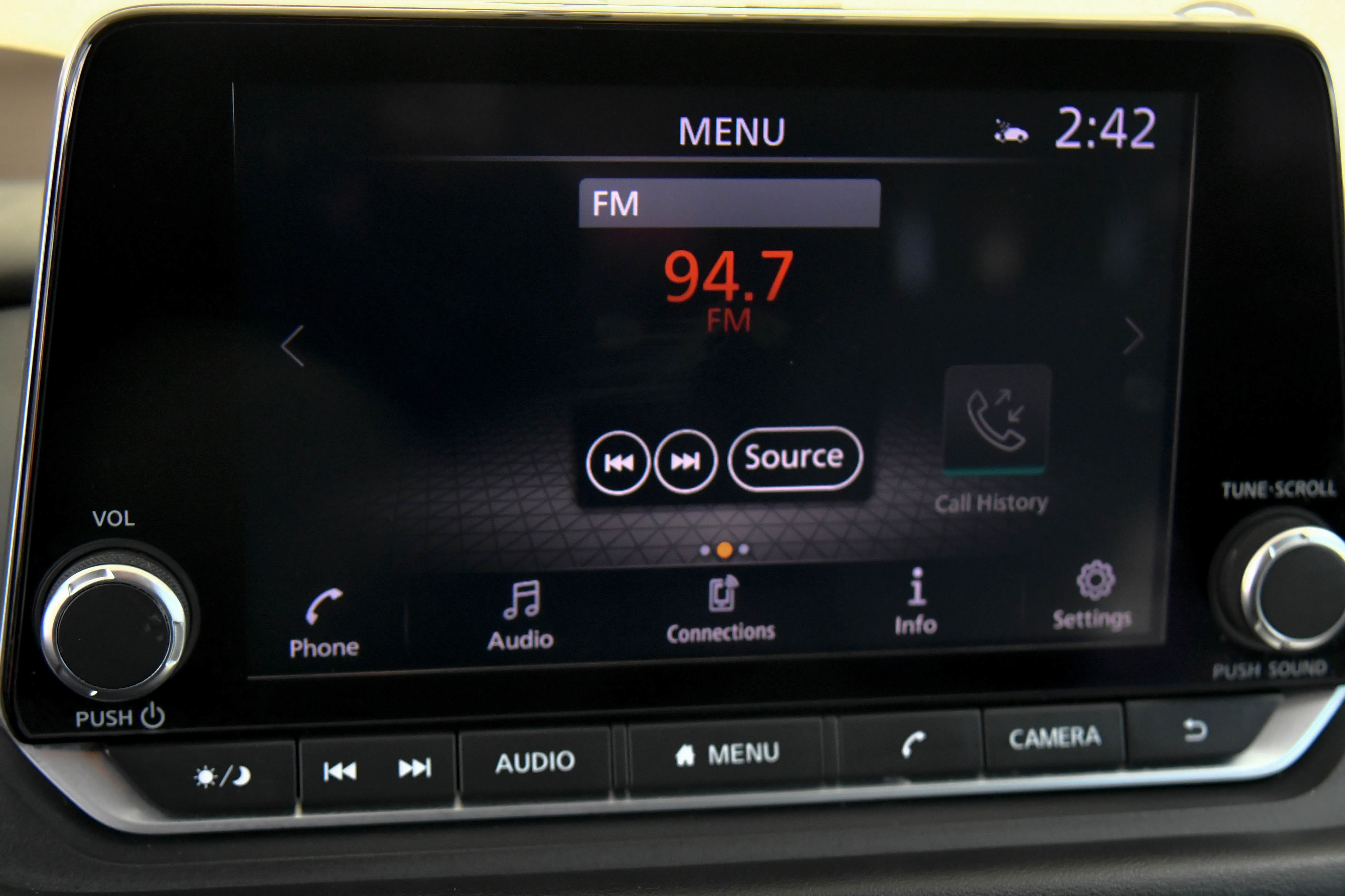 Used 2022 Nissan Rogue SV AWD/4WD image 21