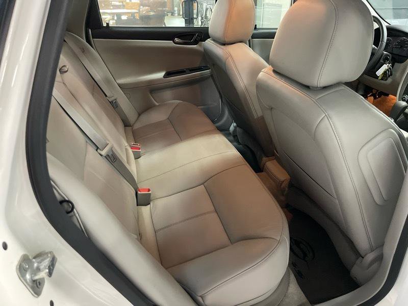 Used 2009 Chevrolet Impala SS w/ Convenience Package FWD image 42