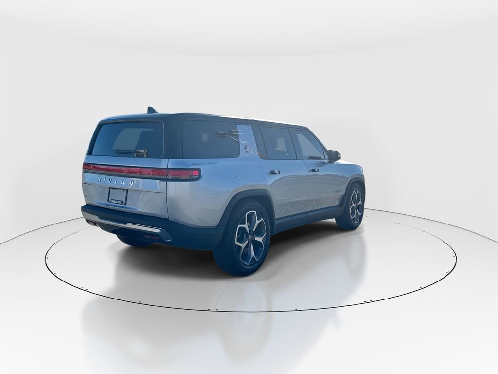 Used 2024 Rivian R1S Adventure image 8