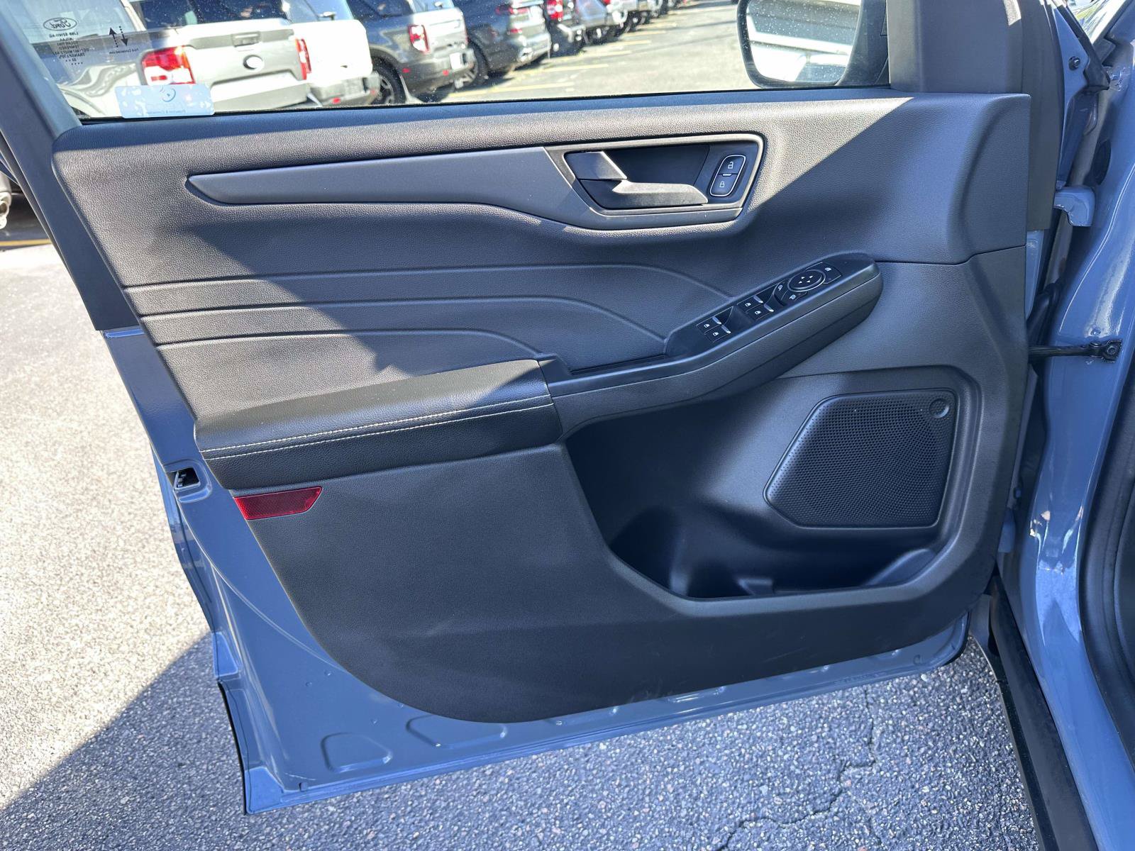 Certified 2024 Ford Escape Active AWD/4WD image 9