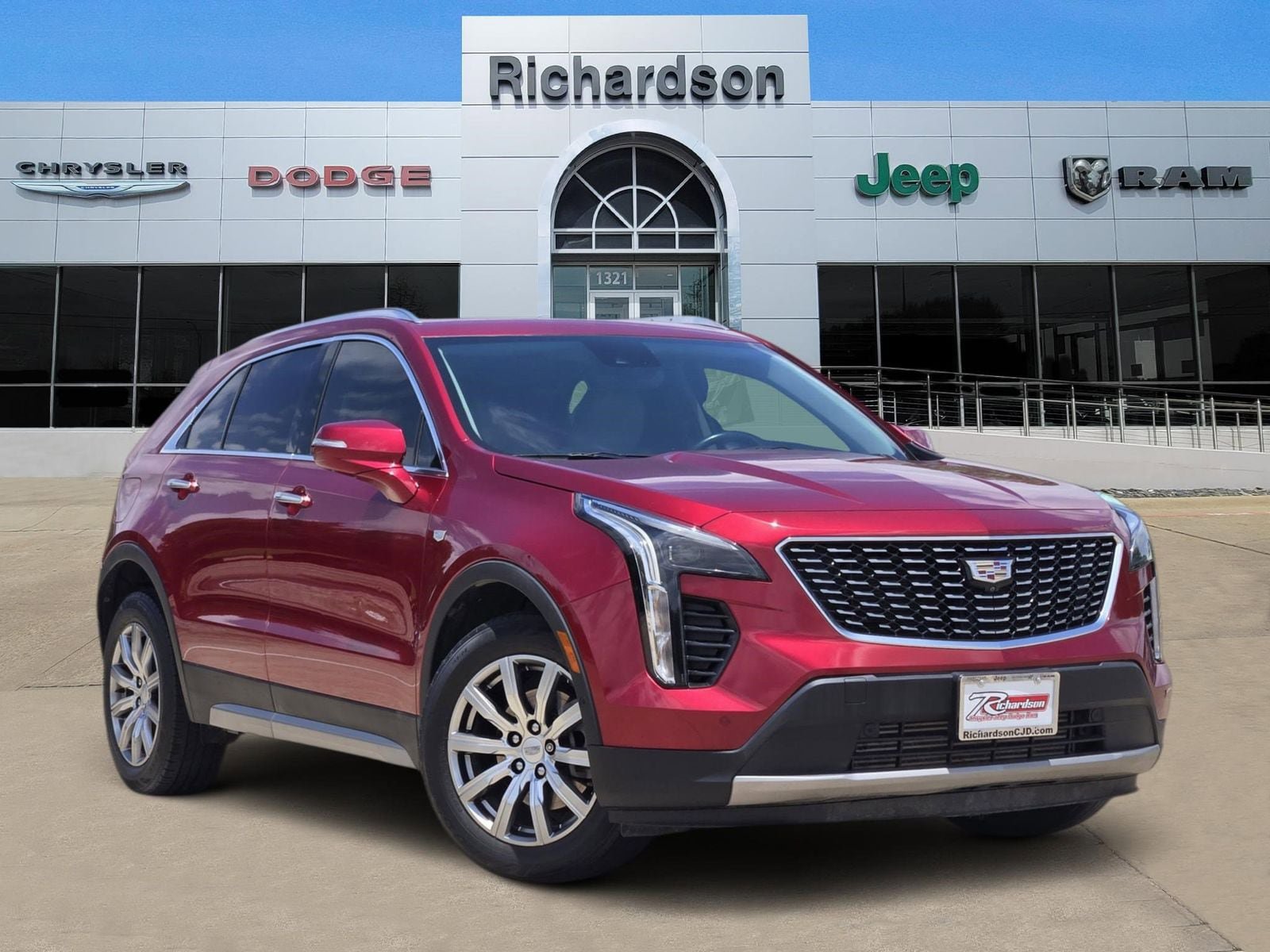 Used 2022 Cadillac XT4 Premium Luxury w/ Enhanced Visibility Package FWD video 1