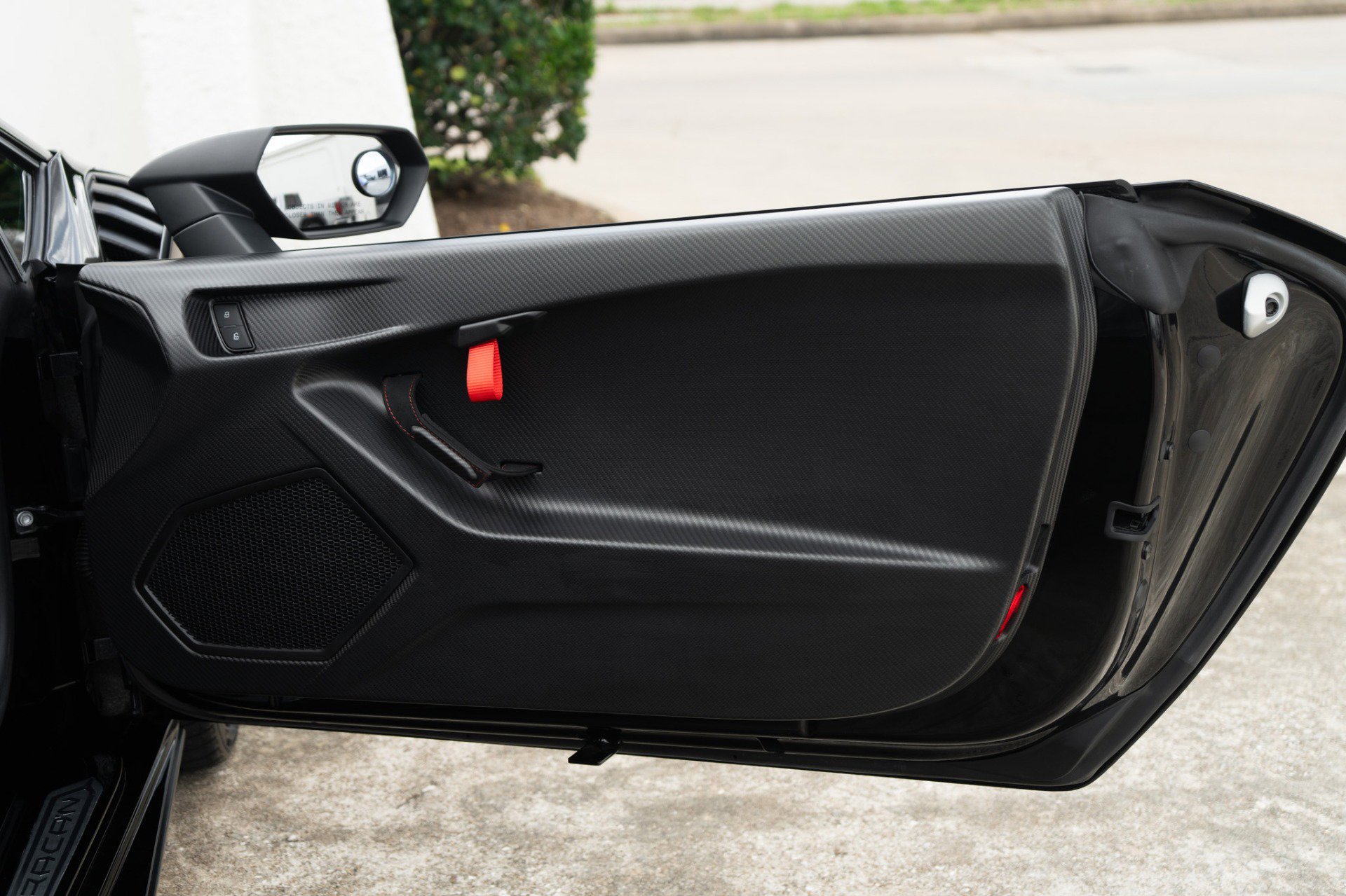 Used 2022 Lamborghini Huracan STO image 25