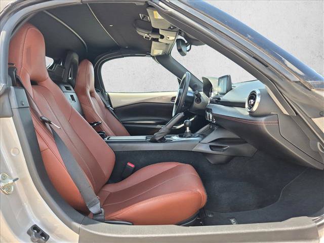 Used 2023 MAZDA MX-5 Miata Grand Touring RWD image 17