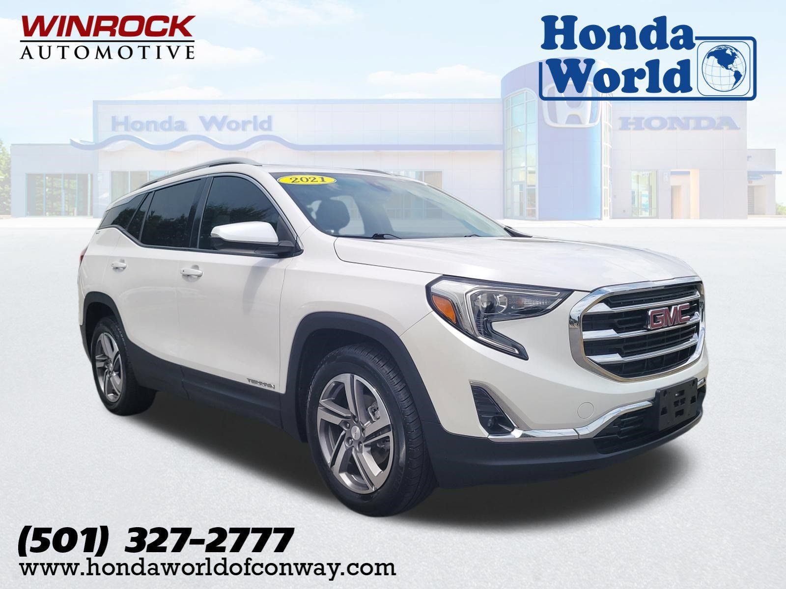 Used 2021 GMC Terrain SLT FWD image 1