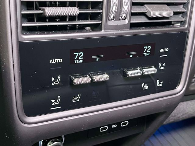 New 2026 Porsche Cayenne GTS image 26