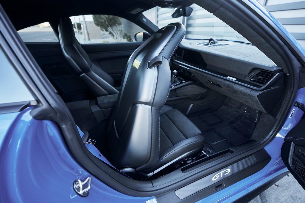 Used 2026 Porsche 911 GT3 w/ Weissach Package image 48