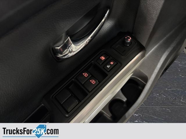 Used 2018 Nissan Titan PRO-4X image 30