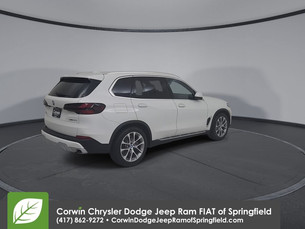 Used 2025 BMW X5 xDrive50e AWD/4WD image 15