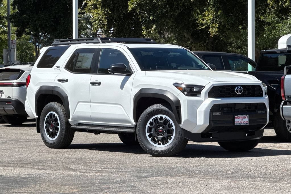 New 2026 Toyota 4Runner TRD Off-Road Premium AWD/4WD image 2