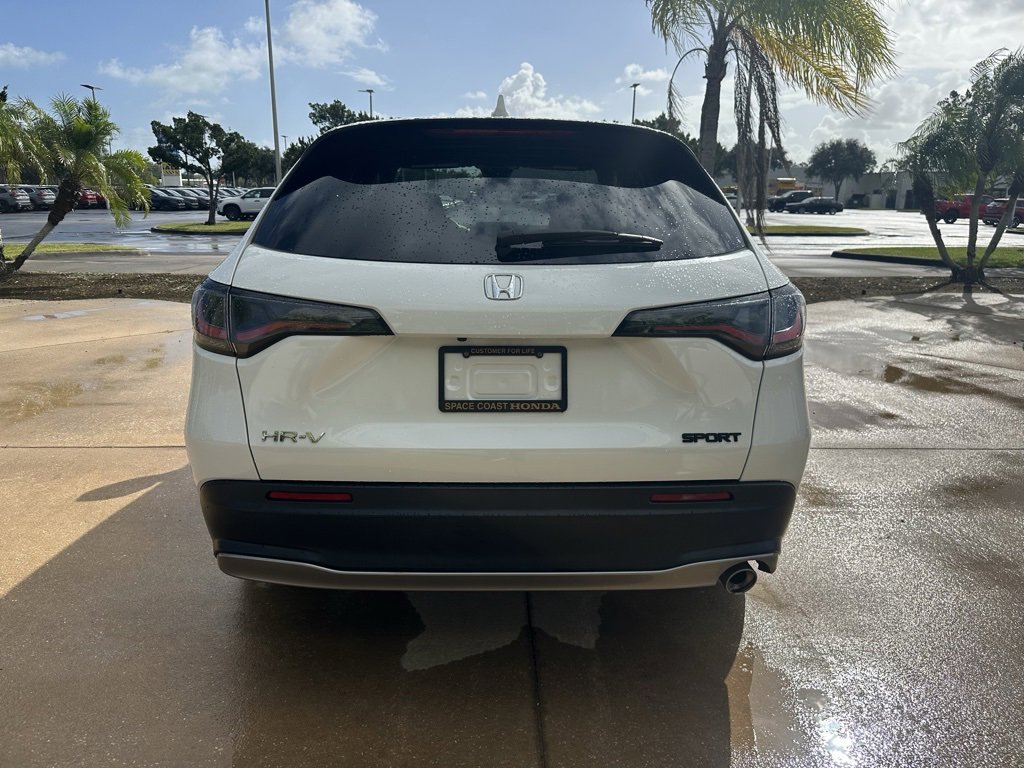 Certified 2023 Honda HR-V Sport image 5