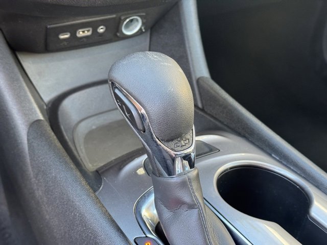 Used 2022 Chevrolet Malibu LS image 23