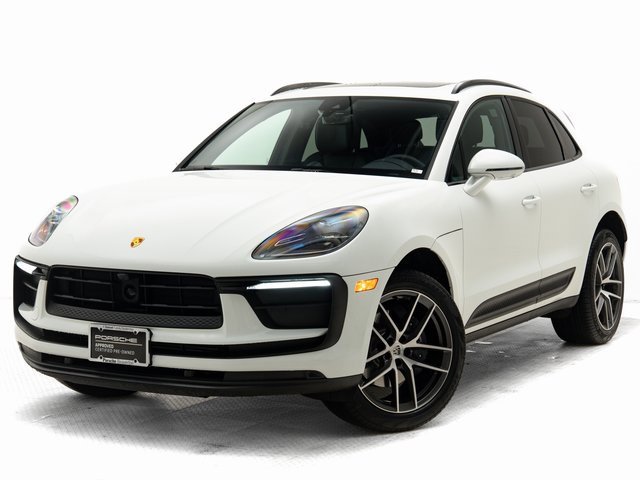 Used 2025 Porsche Macan image 1