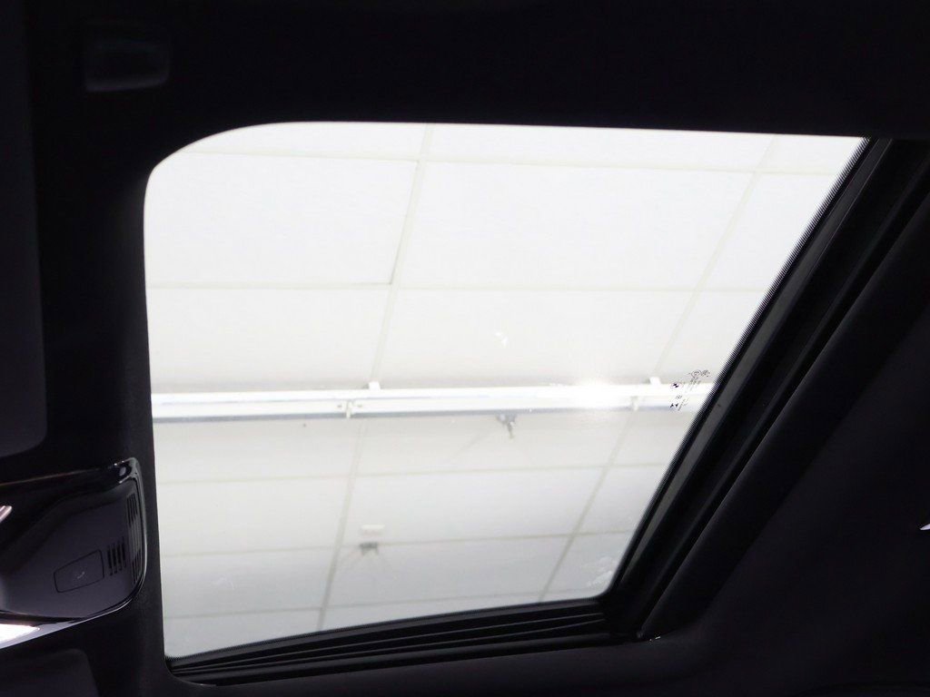 Used 2023 BMW M3 image 22