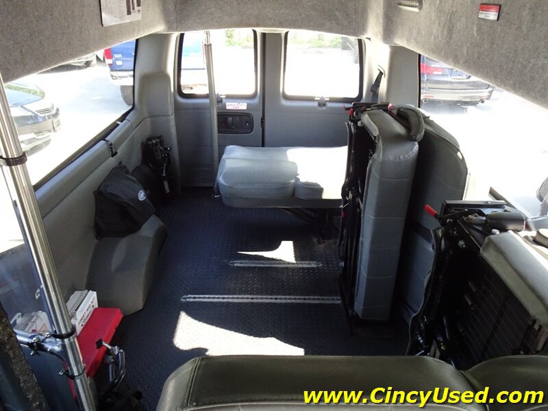 Used 2012 Chevrolet Express 3500 LT w/ LT Preferred Equipment Group RWD image 19