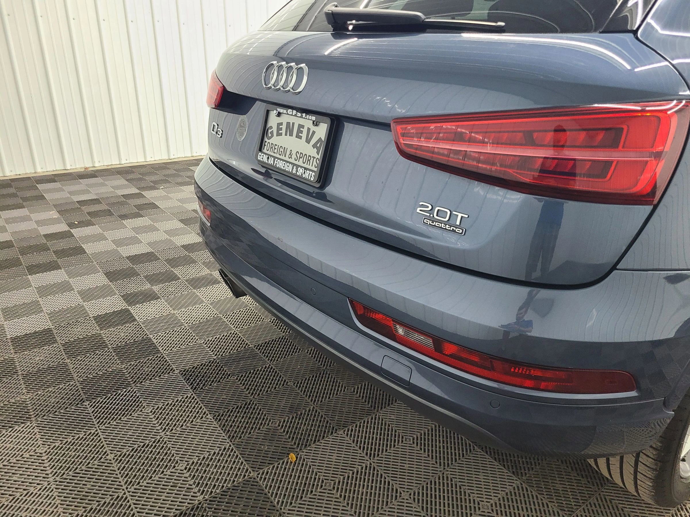 Used 2018 Audi Q3 2.0T Premium image 19