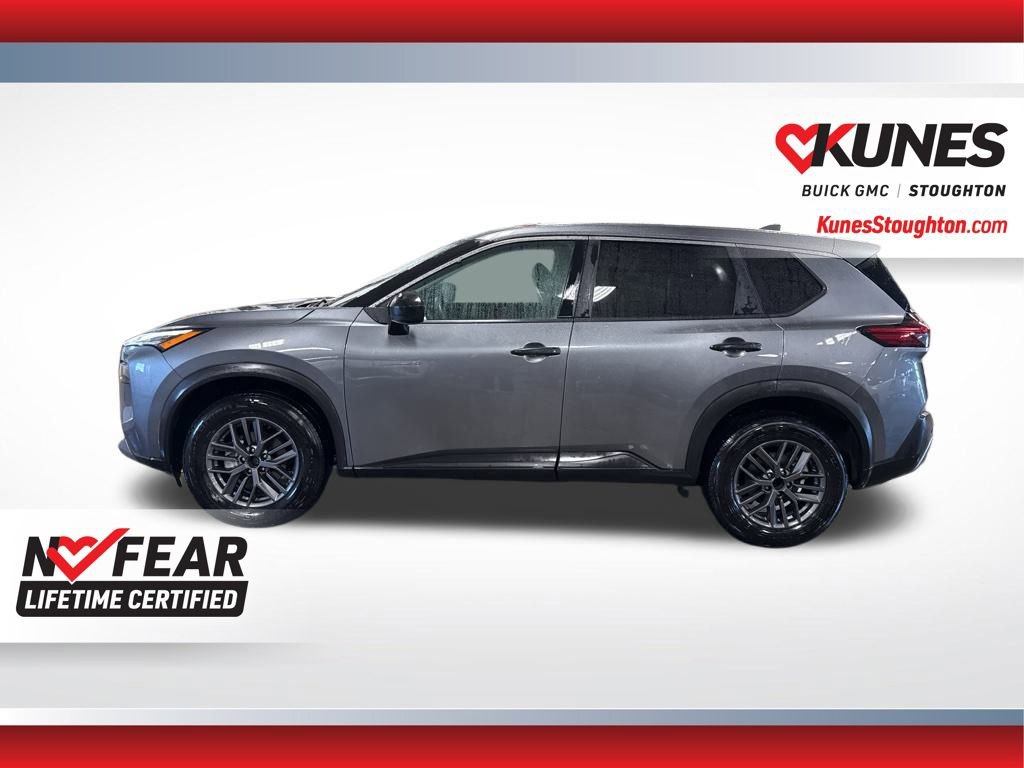 Used 2023 Nissan Rogue S image 8