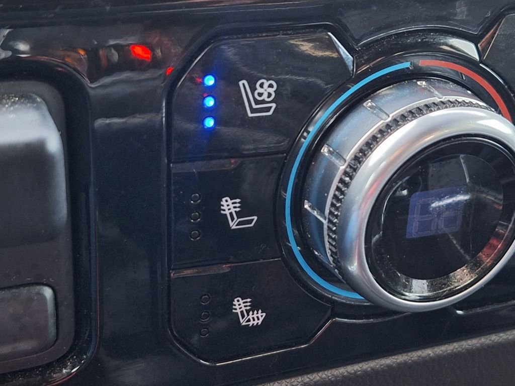 Used 2022 GMC Sierra 1500 SLT w/ SLT Premium Plus Package image 25