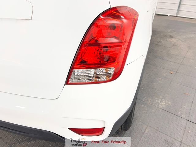 Used 2020 Chevrolet Trax LS FWD image 14