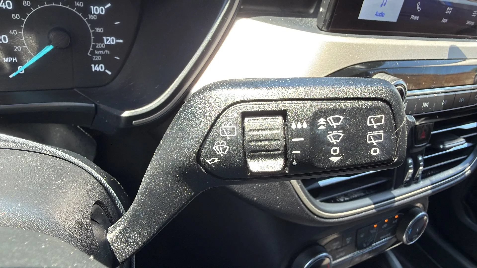 Used 2022 Ford Escape SE w/ Convenience Package AWD/4WD image 13