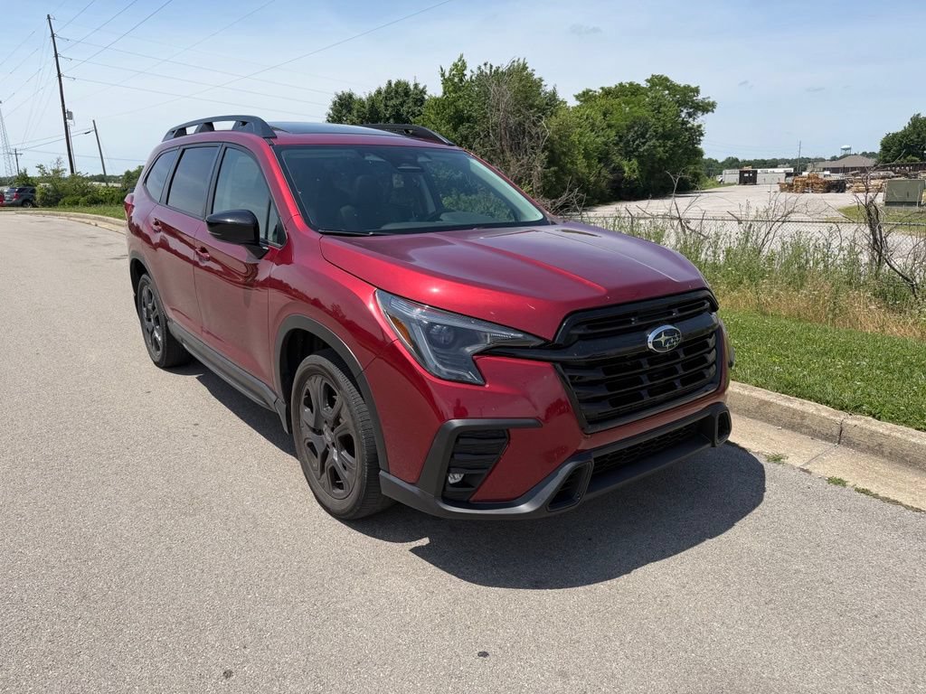 Used 2024 Subaru Ascent Onyx Edition w/ Popular Package Onyx AWD/4WD image 2