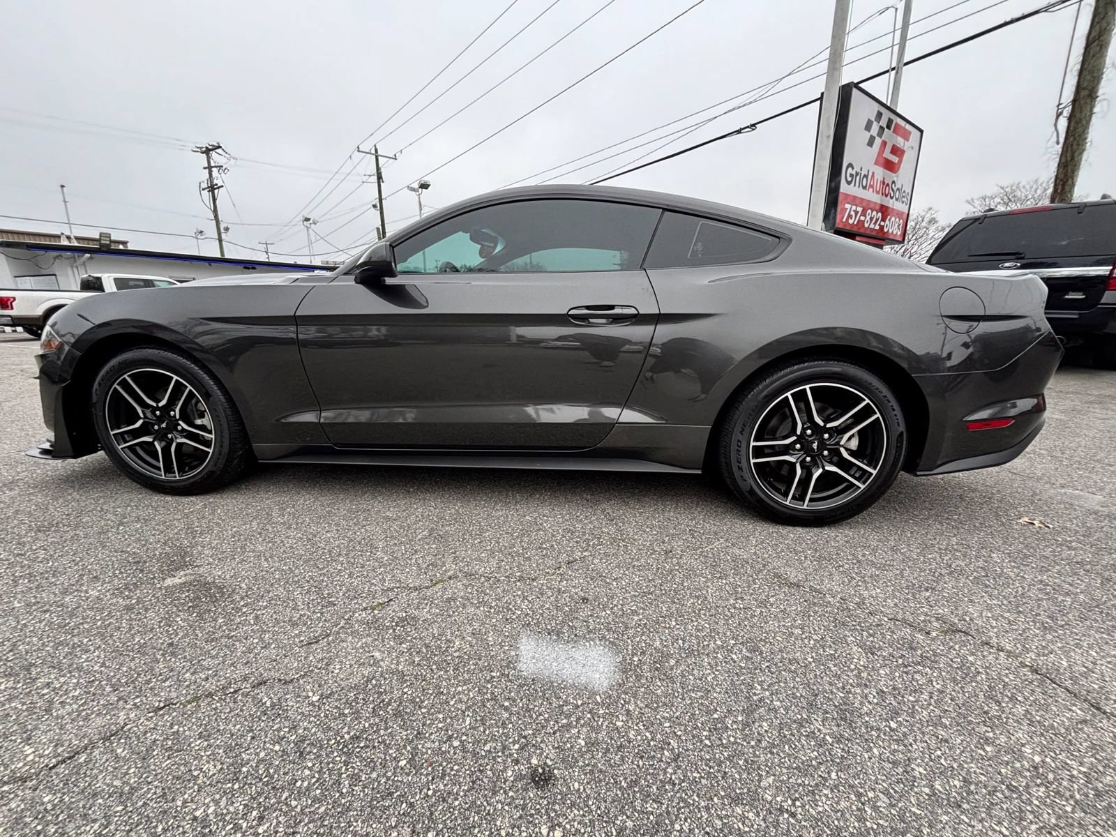 Used 2020 Ford Mustang Coupe w/ Equipment Group 101A RWD image 6