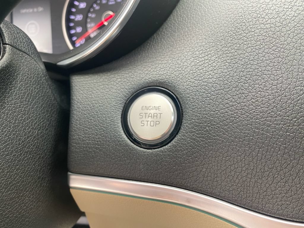 Used 2023 Kia Stinger GT-Line w/ Sun & Sound Package RWD image 16