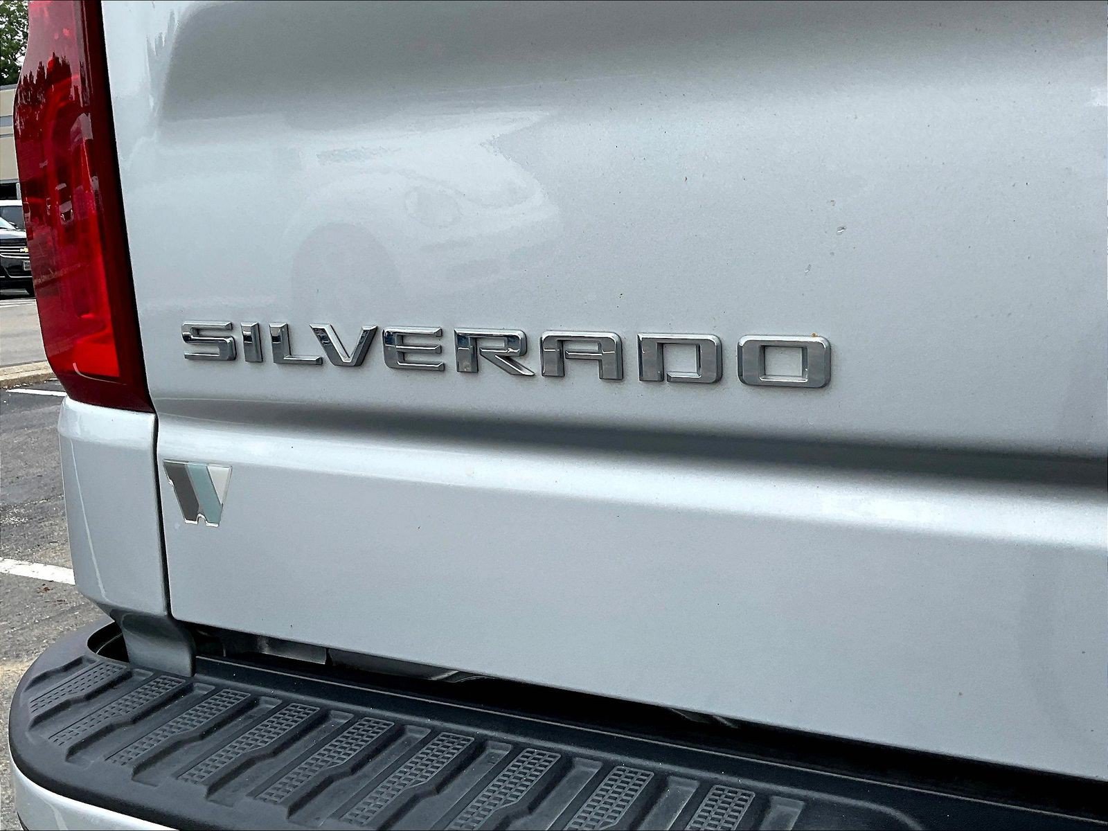 Used 2022 Chevrolet Silverado 1500 Custom AWD/4WD image 24