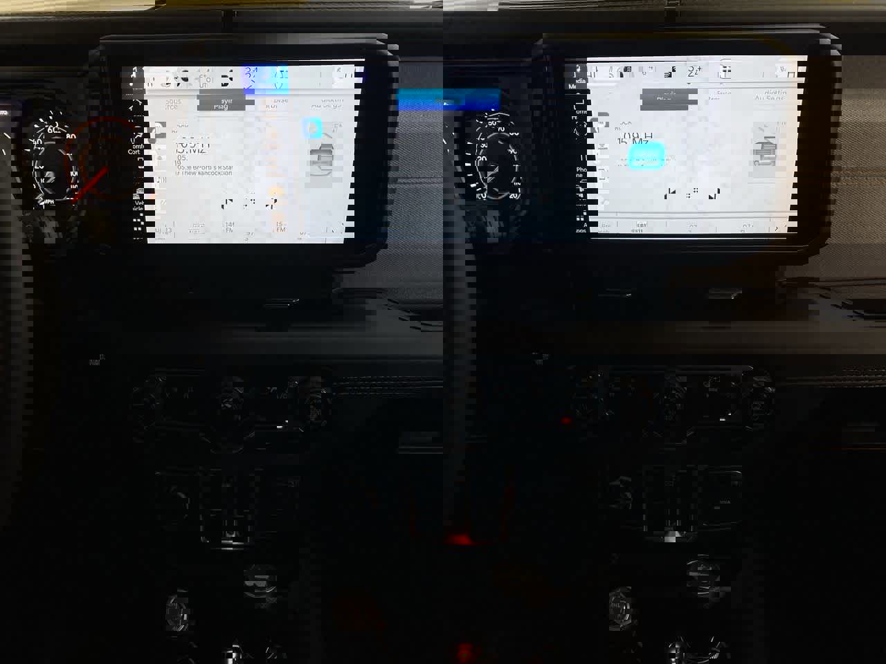 Used 2025 Jeep Wrangler Sahara image 24