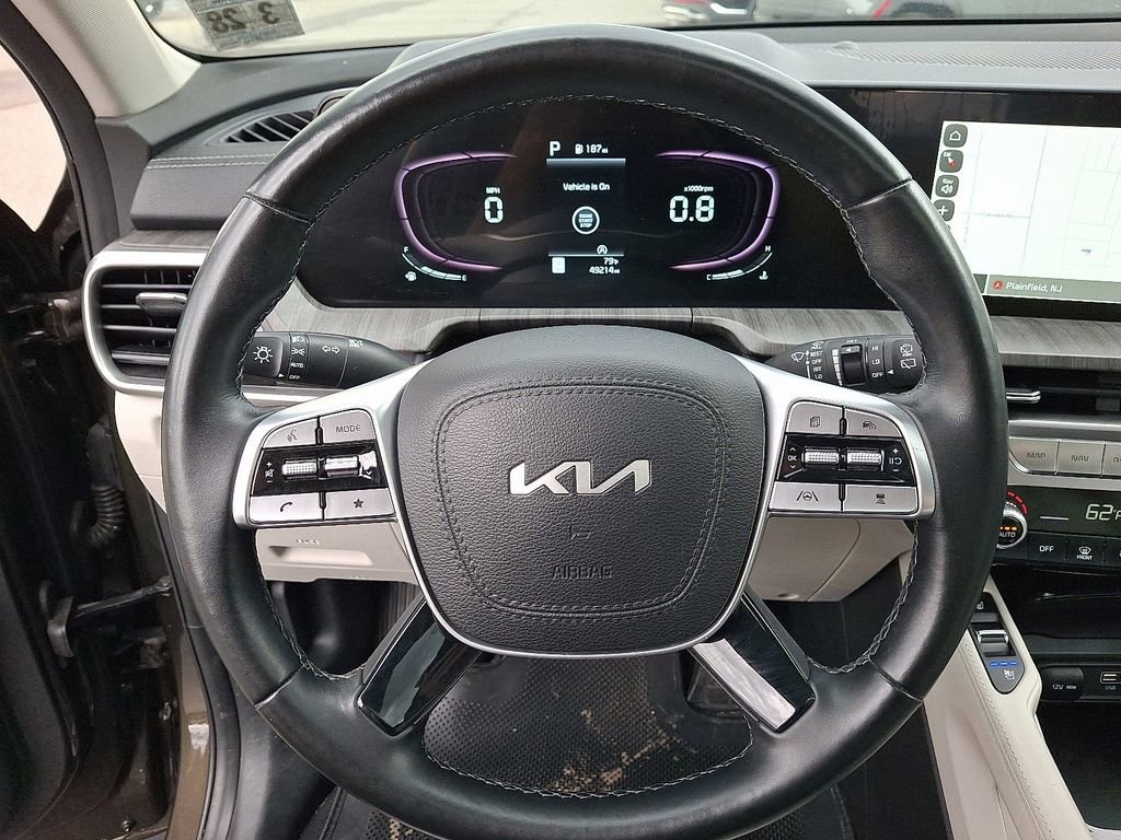 Used 2023 Kia Telluride EX w/ EX Captain's Chair Package image 21