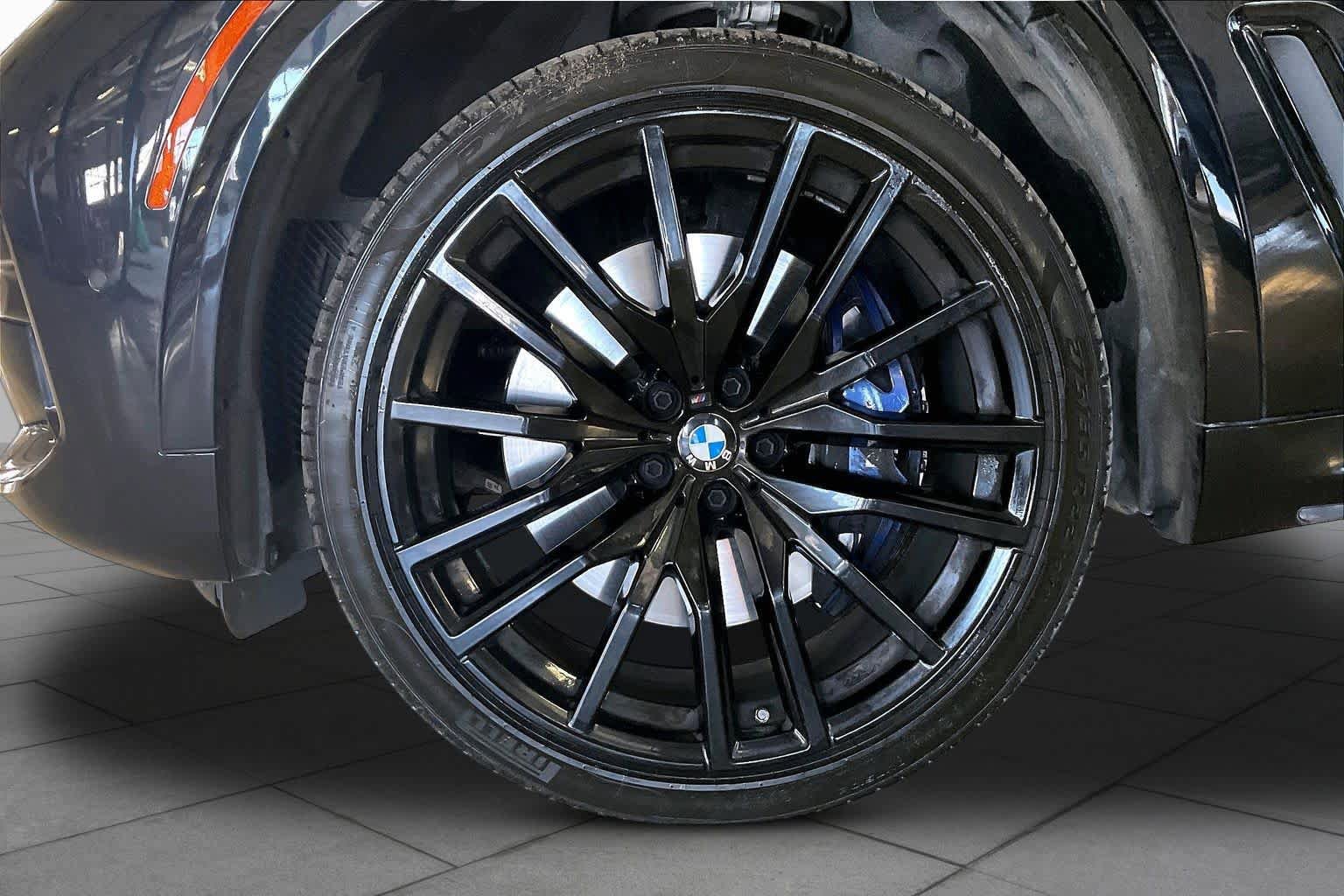 Used 2020 BMW X5 M50i w/ Executive Package AWD/4WD image 10